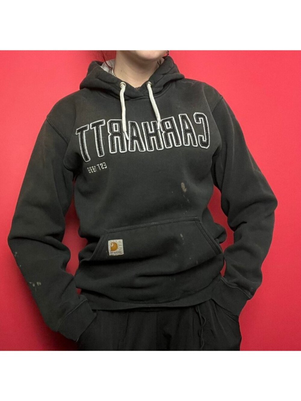 Carhartt / Thick heavy black hoodie with branding 🩶🖤​